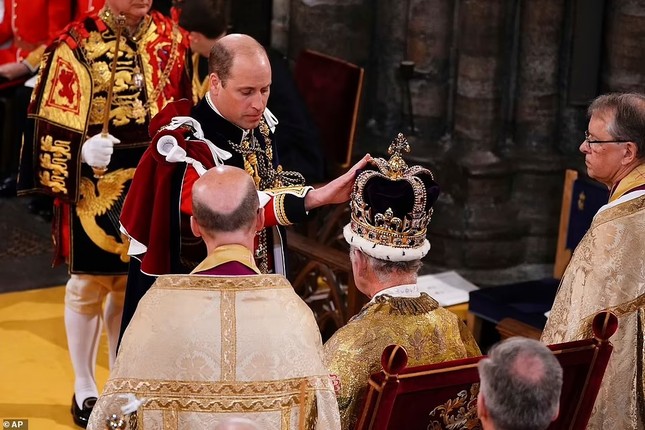 Toàn cảnh lễ đăng quang của Nhà vua Anh Charles III ảnh 25