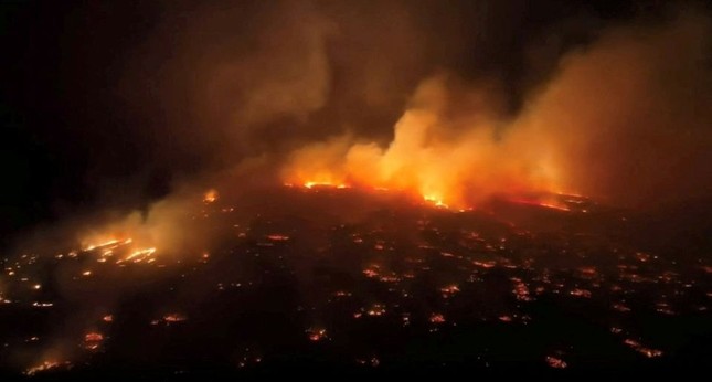 Đám cháy rừng tàn phá thành phố nghỉ dưỡng ở Hawaii, 36 người thiệt mạng ảnh 5