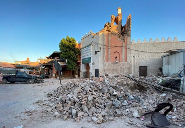 Động đất cực mạnh ở Maroc: Thương vong tăng mạnh lên gần 1.000 người ảnh 1