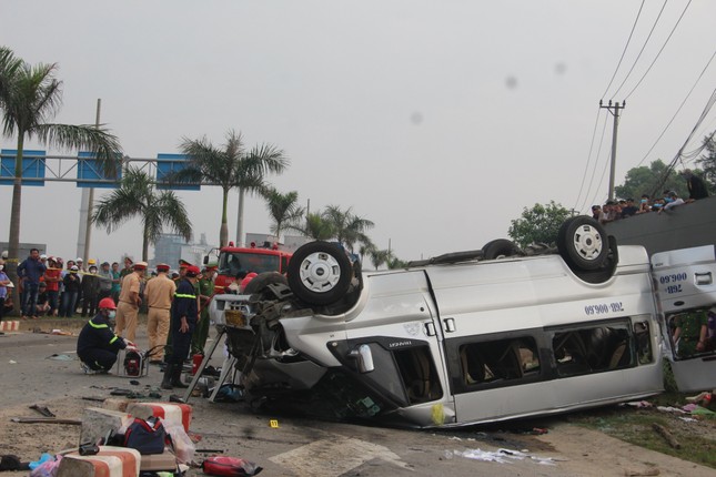 Tai nạn thảm khốc ở Quảng Nam 8 người chết, nhiều người bị thương - Ảnh 5.