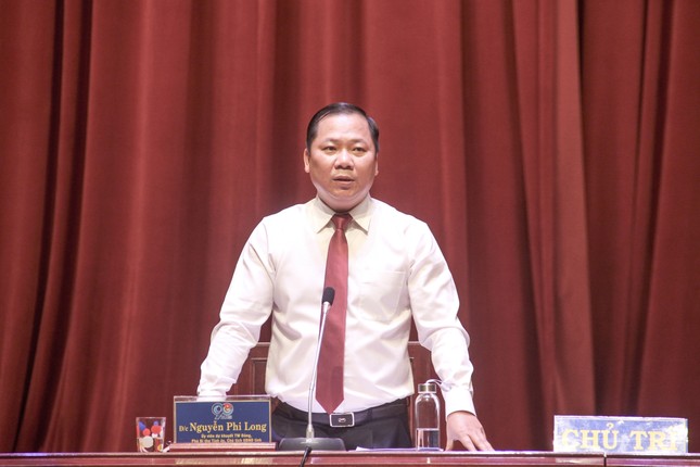 Chủ tịch tỉnh Bình Định đối thoại với thanh niên ảnh 2