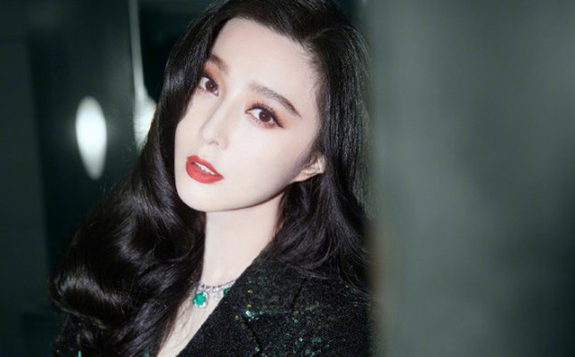 Bản tin C-Biz: Vượt qua “sóng gió”, Tiêu Chiến lập kỷ lục mới, Phạm Băng Băng tái xuất ảnh 1