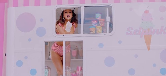 6 chi tiết siêu hay ho nhưng có thể bạn đã bỏ lỡ trong MV “Ice Cream” của BLACKPINK ảnh 1