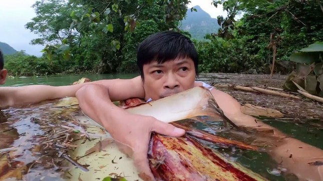 Từ miền Trung thân thương: Thầy cô ơi, năm 2020 thầy cô đã vất vả nhiều rồi! ảnh 1