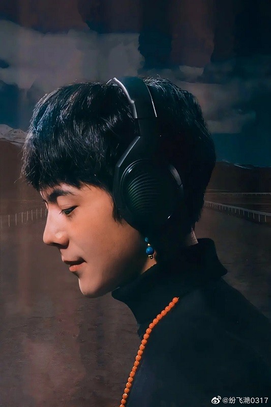 Trát Tây Đinh Chân - Chàng hotboy Tây Tạng ra mắt MV đầu tay, từng bước thành sao ảnh 1