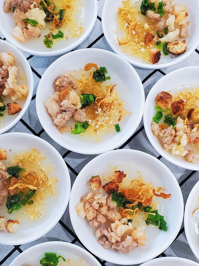Ở nhà vụng nấu nướng nhưng khi đi du học lại trở thành “Master Chef” ảnh 9
