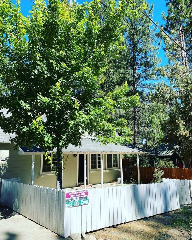 Big Bear Lake (hồ Gấu Bự) - thành phố trên núi được bao quanh bởi hàng thông xanh rì ảnh 12