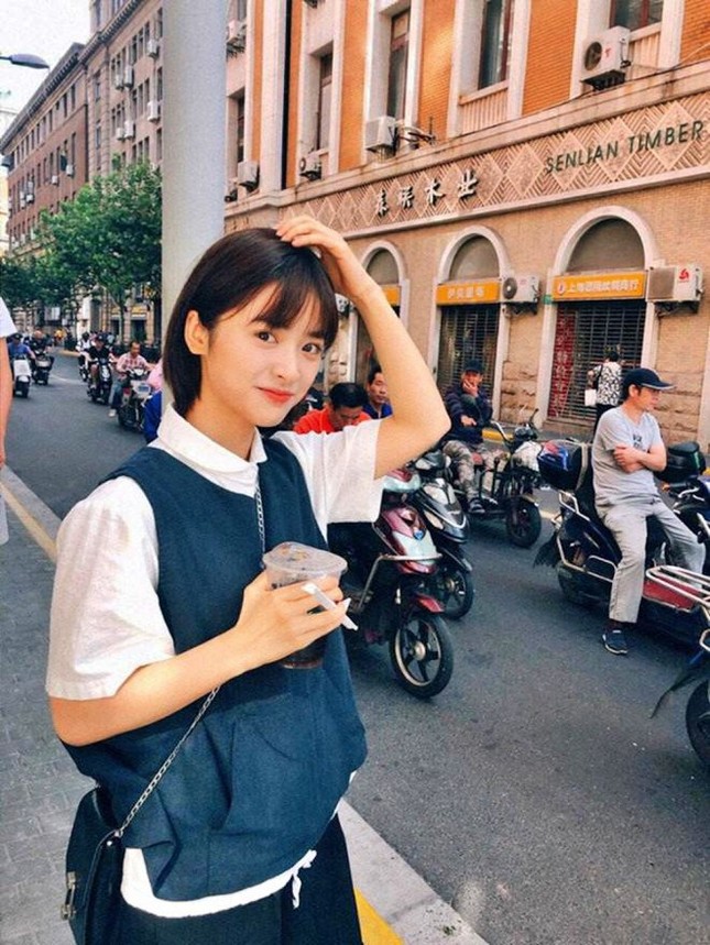 Gửi cô gái tuổi 20: Hãy cứ yêu và học cách bình thản đi qua những tổn thương ảnh 2