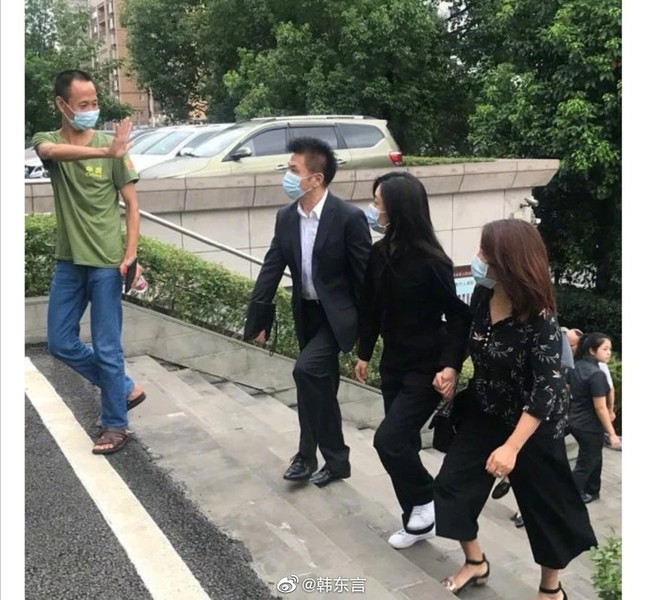 Hai năm sau cái chết của mẹ Đàm Tùng Vận, kẻ gây tai nạn chỉ phải chịu mức án phạt nhẹ ảnh 1