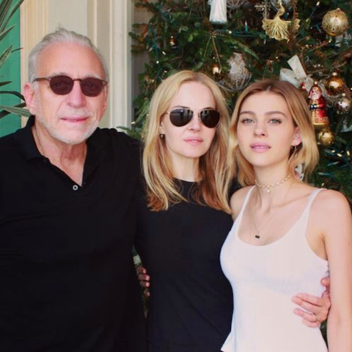 Ái nữ của tỷ phú Mỹ đã khiến Brooklyn Beckham say đắm, quyết tâm cưới bằng được là ai? ảnh 1