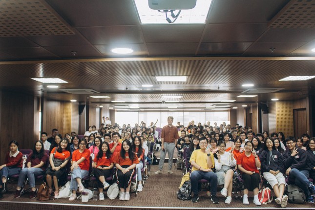 Thử Thách Kim Cương 2020: Công thức chế tạo bài E-Magazine hấp dẫn với anh Trần Thăng Long ảnh 4