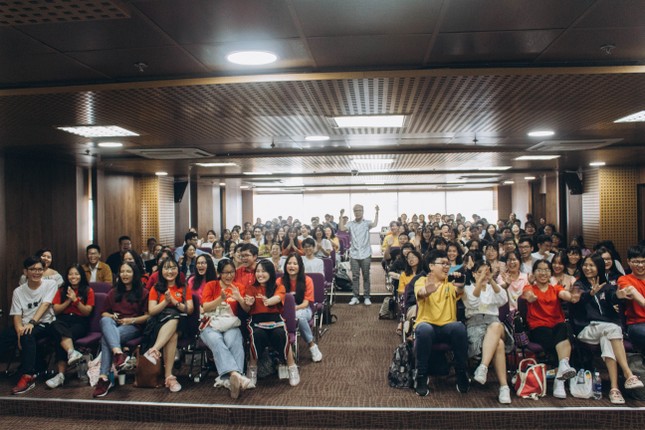 Thử Thách Kim Cương 2020: Học sáng tạo nội dung cùng nhà sản xuất âm nhạc Hứa Kim Tuyền ảnh 6
