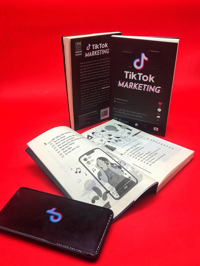 Muốn nổi tiếng và có nhiều tương tác trên TikTok: Học ngay các tips hay ho trong sách này ảnh 2