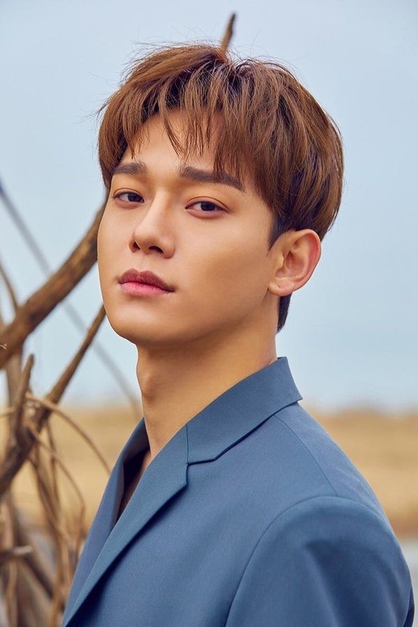 Trong thế giới fangirl: Ngày người em thương kết hôn, em đã khóc nhưng rồi lại cười ảnh 1