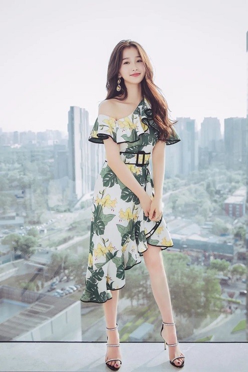 Trong thế giới fangirl: Tôi muốn là ngôi sao nhỏ tỏa sáng cùng Ngu Thư Hân ảnh 3
