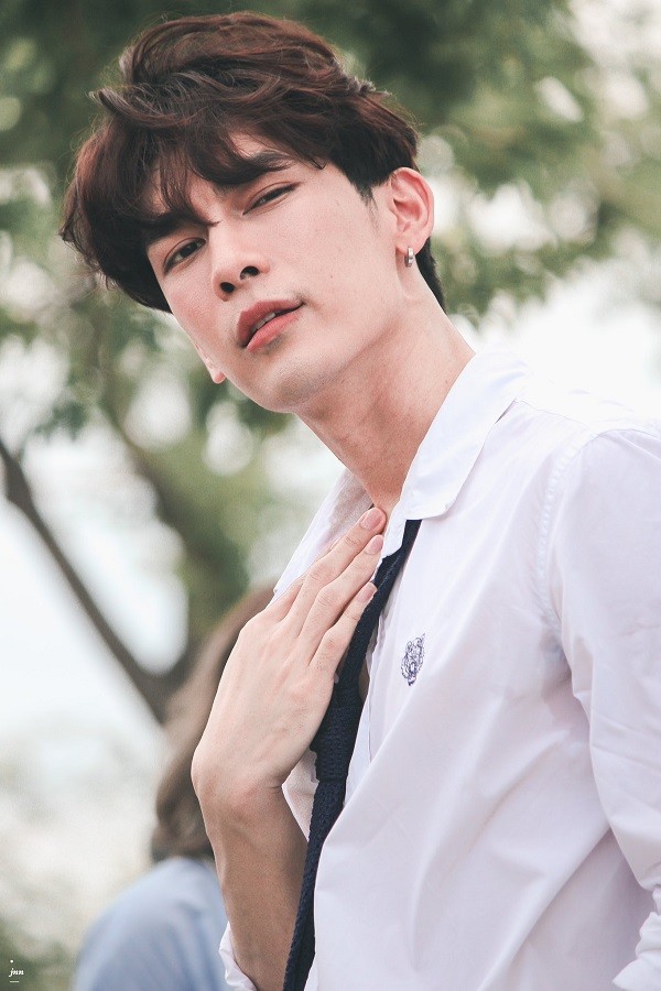 Trong thế giới fangirl: Mew Suppasit khiến tôi bước ra khỏi vùng an toàn khám phá thế giới ảnh 3