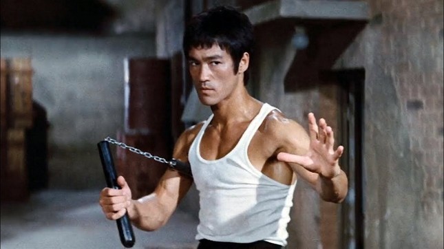 Trong thế giới fangirl: Tuổi thơ tôi có một huyền thoại bất tử là Lý Tiểu Long ảnh 2