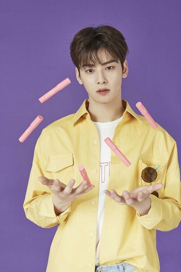 Trong thế giới fangirl: Khi EunWoo khóc tớ sẽ khóc cùng, nhưng chỉ muốn cậu mỉm cười thôi ảnh 3