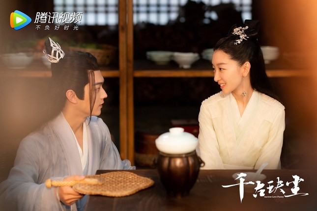 “Thiên Cổ Quyết Trần”: Dự án nở hoa hay lựa chọn bế tắc của Hứa Khải và Châu Đông Vũ? ảnh 2