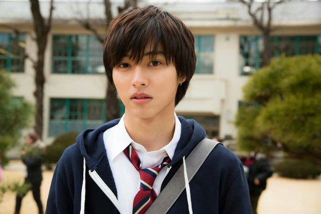 Yamazaki Kento và những phim phải xem: Không còn là hoàng tử học đường chỉ đẹp mà mặt đơ ảnh 3