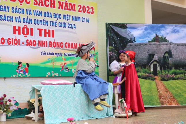 Tiểu học Cát Linh: Tween bước vào thế giới cổ tích trong "Hội diễn kể chuyện theo sách" ảnh 7
