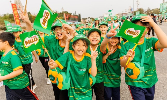 7.500 người tham gia Ngày hội đi bộ Nestlé MILO tại Nghệ An ảnh 5