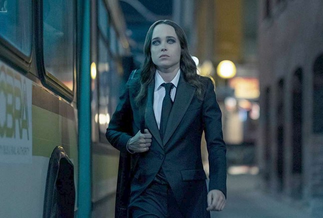 Sao “The Umbrella Academy” công khai là người chuyển giới, tên mới nghe rất “cool ngầu“ ảnh 5