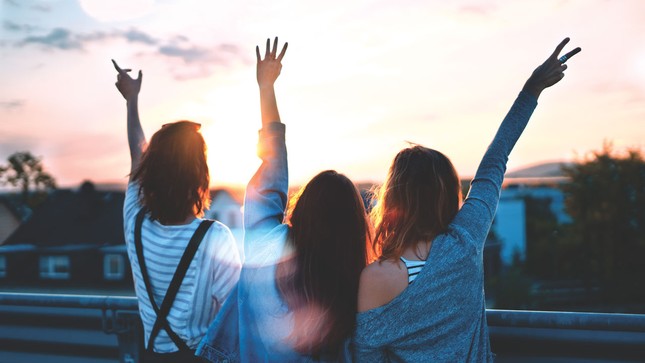 Thật khó để bước qua được cái bóng của quá khứ xấu xí khi vô tâm mình không nhận ra ảnh 2