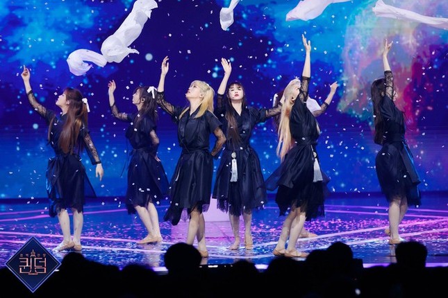 Oh My Girl: Từ cú lội ngược dòng ngoạn mục đến nhóm nhạc có thành tích đáng mơ ước ảnh 1