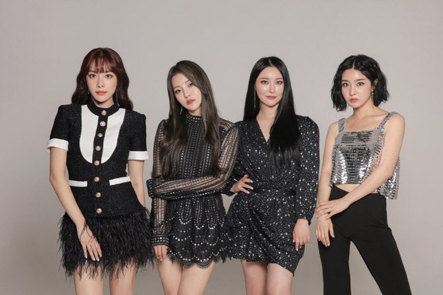 Kỷ lục Perfect All-Kill bất ngờ đổi chủ, IU có thể ngăn được đà tiến của bản hit “Rollin“? ảnh 1