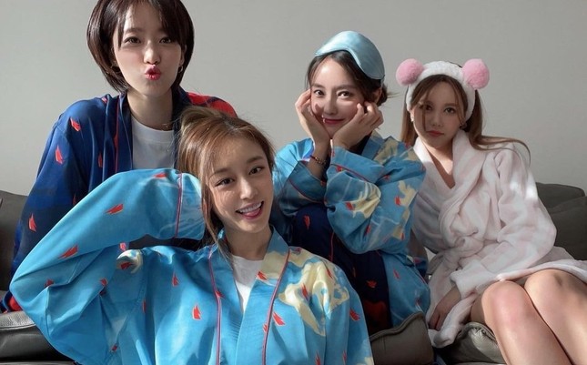 T-Ara hội ngộ đầy đủ 4 thành viên, khiến fan xúc động khi chia sẻ về thời gian bên nhau ảnh 2