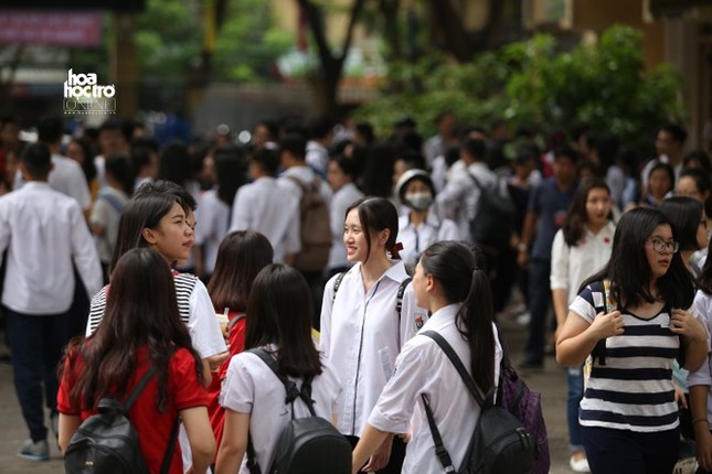 Trạm tin nóng: Nhiều tỉnh thành có sự thay đổi trong kỳ thi tuyển sinh vào 10 ảnh 1