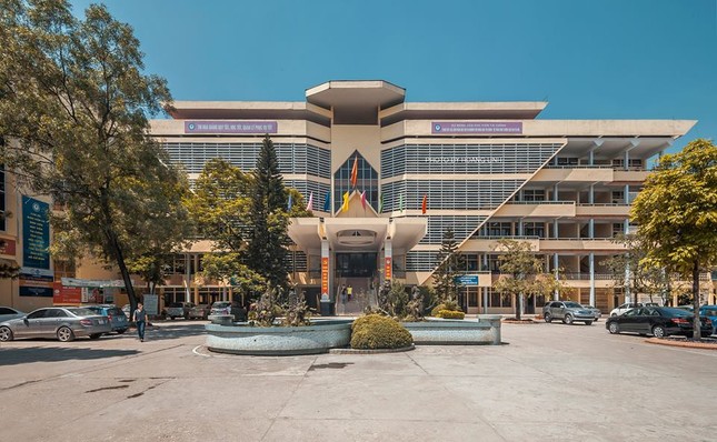 Học viện Tài chính công bố ngưỡng điểm xét tuyển, ĐH Tôn Đức Thắng thi đánh giá năng lực ảnh 1