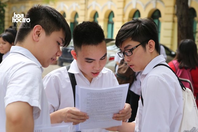Không còn kiểm tra 1 tiết, học sinh bớt áp lực kiểm tra hay tăng gánh nặng gỡ điểm? ảnh 1