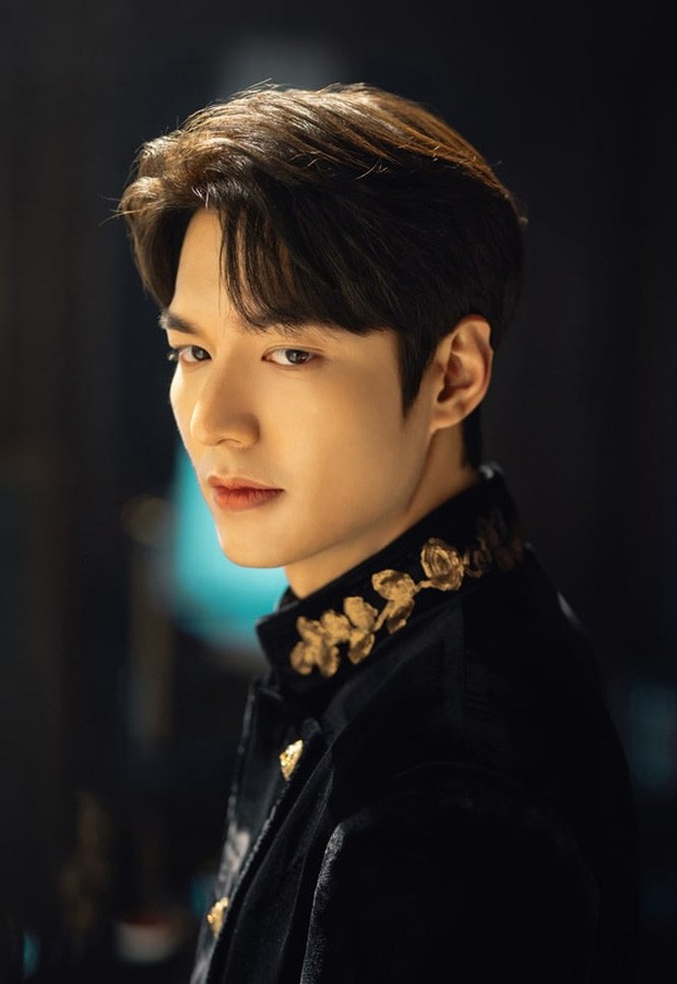 Top 5 nam thần đẹp trai nhất lịch sử phim Hàn: Lee Jong Suk bất ngờ lên ngôi đầu bảng ảnh 2