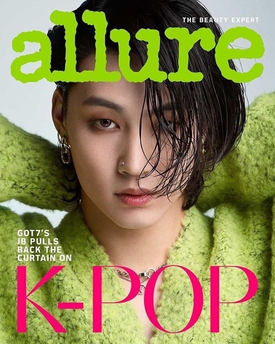 Sao Hàn 24H: Taeyong (NCT) khoe cơ bắp săn chắc, Song Hye Kyo trẻ trung như thiếu nữ 20 ảnh 5