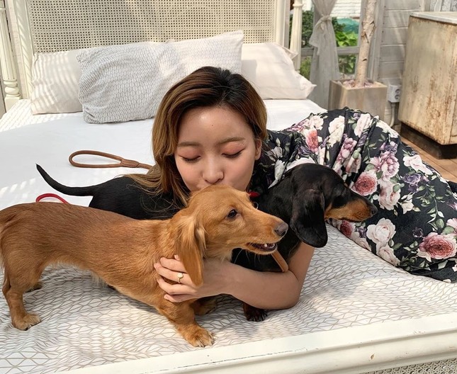 Sao Hàn 24H: Jessica đón sinh nhật bằng MV mới, Miyeon (G)I-DLE đính đá cực xinh ảnh 5