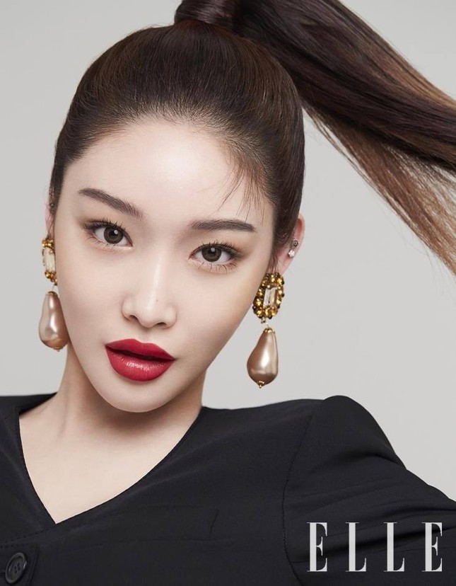 Chungha: Từ thành viên bị lu mờ trong I.O.I đến “Nữ hoàng K-Pop” thế hệ mới ảnh 6