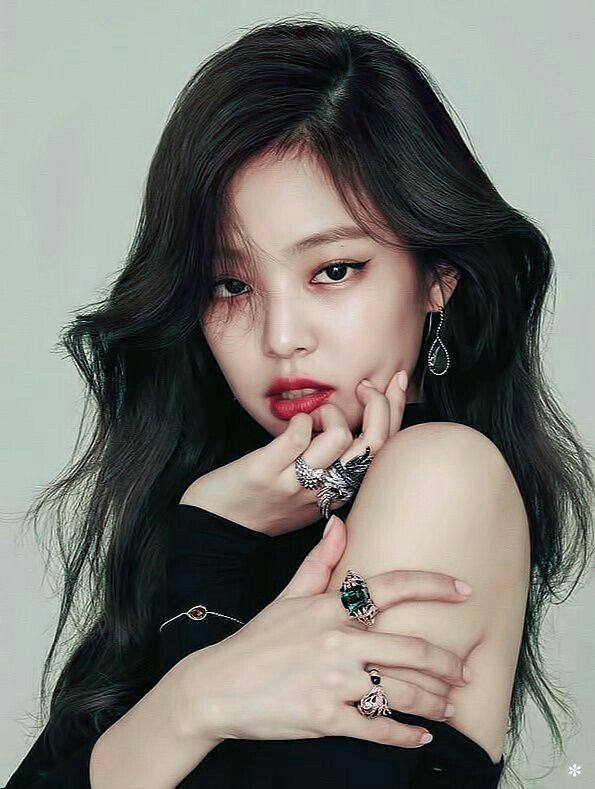Học ngay BLACKPINK bí kíp tạo dáng siêu tự nhiên mà lên ảnh "sống ảo" cực đẹp ảnh 3