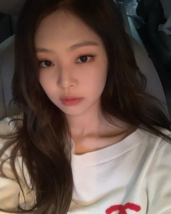 Đoán xem điểm gì trên khuôn mặt Jennie khiến con gái xứ Hàn ước ao nhất? ảnh 4