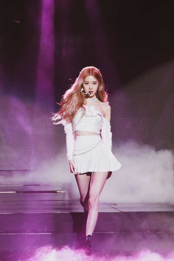 Đâu là lý do khiến Rosé (BLACKPINK) không có tên trong Top idol vóc dáng đẹp? ảnh 4