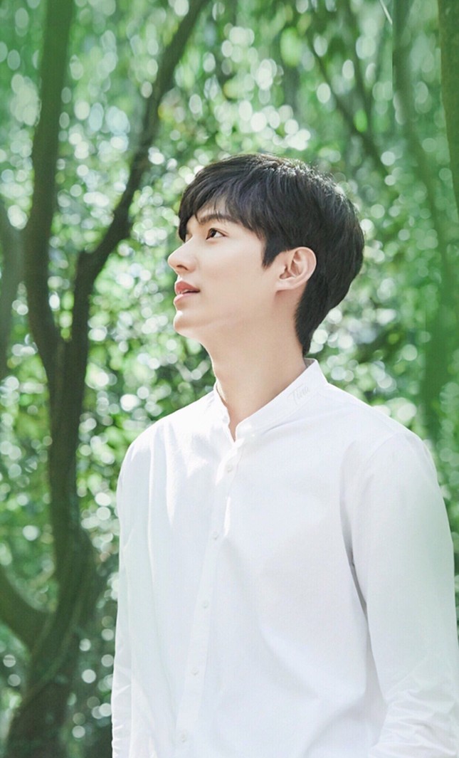 Chưa cần phải thả thính, những chàng trai Hoàng đạo này vẫn khiến khối cô gái liêu xiêu ảnh 1