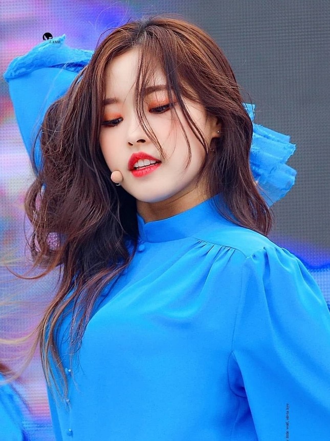 Loạt nữ idol sở hữu đôi môi hình tam giác quyến rũ đang là trend cực “hot” ở Hàn Quốc ảnh 4