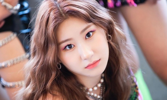 Làm idol nhưng bị cho là kém xinh thì sao? Nghe tâm sự của Chaeryeong (ITZY) sẽ biết ảnh 3