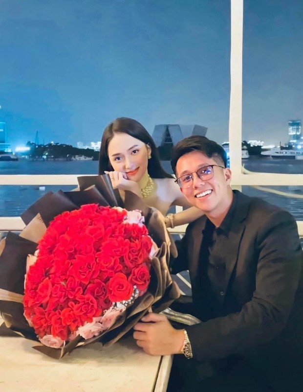 Hương Giang vừa kỷ niệm hai tháng hẹn hò, Hòa Minzy đã vào “đòi nợ” ngay và luôn ảnh 1