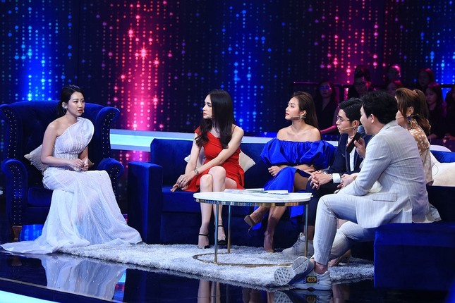 Khi hội chị em bạn dì quyết tâm khuynh đảo showbiz thì không gì là không thể ảnh 4
