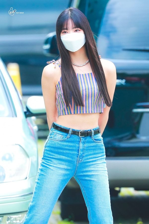 Hội “nữ idol đẹp như Thủy thủ Mặt Trăng” kết nạp thành viên mới: Xinh như búp bê sống ảnh 6