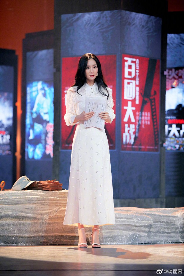 Seo Ye Ji quả đúng “Nữ hoàng đụng hàng”: Chỉ có đẹp hơn chứ không hề kém cạnh ảnh 4