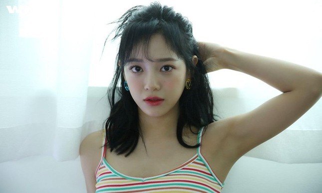 Vì đâu Kim Sejeong phá vỡ tiêu chuẩn “mình hạc xương mai” nhưng lại được netizen khen ngợi ảnh 4