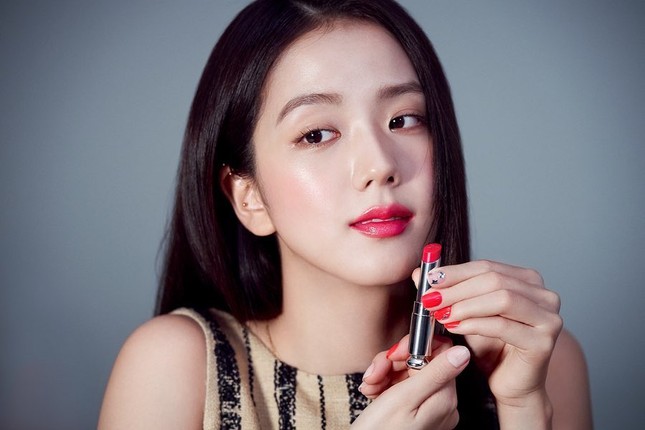 Đặt ba nàng thơ Dior Beauty châu Á lên bàn cân: Jisoo (BLACKPINK) liệu có vượt trội? ảnh 9